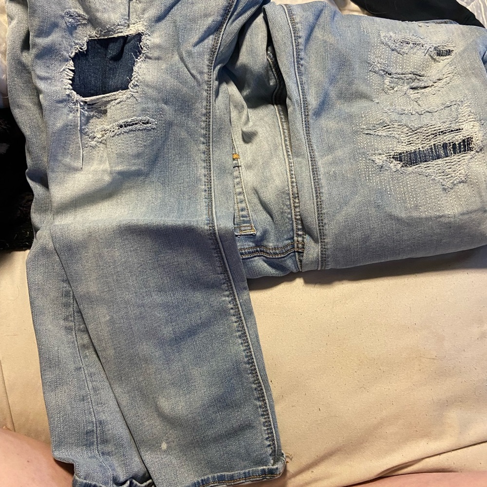 Women’s American Eagle jeans